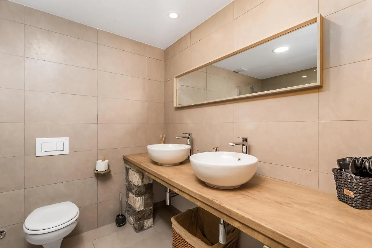 Rona Apartment & Rooms Mea Vista Buzet